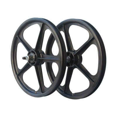 Old School BMX 20 " Black Skyway Tuff 2's free wheel  9t by Skyway